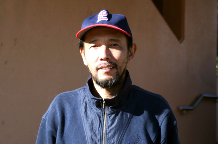 �����@����